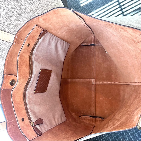 💗 Large Coach Large Tote Bag - Picture 8 of 15